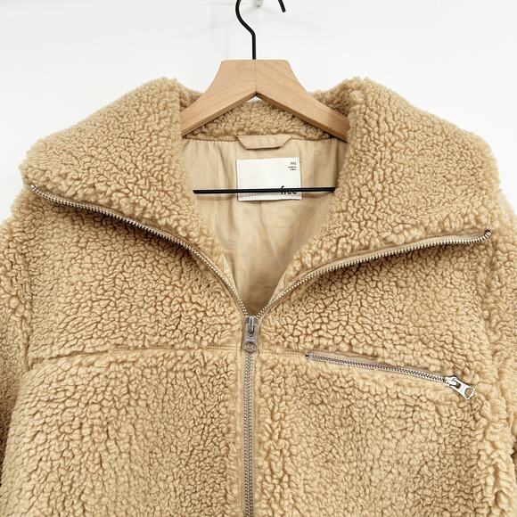 Aritzia Wilfred FreeThe Teddy Jacket‎ Zip Up Sherpa in Tan Size XXS - Picture 5 of 11